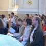 Modlitwa w kościele św. Archanioła Rafała